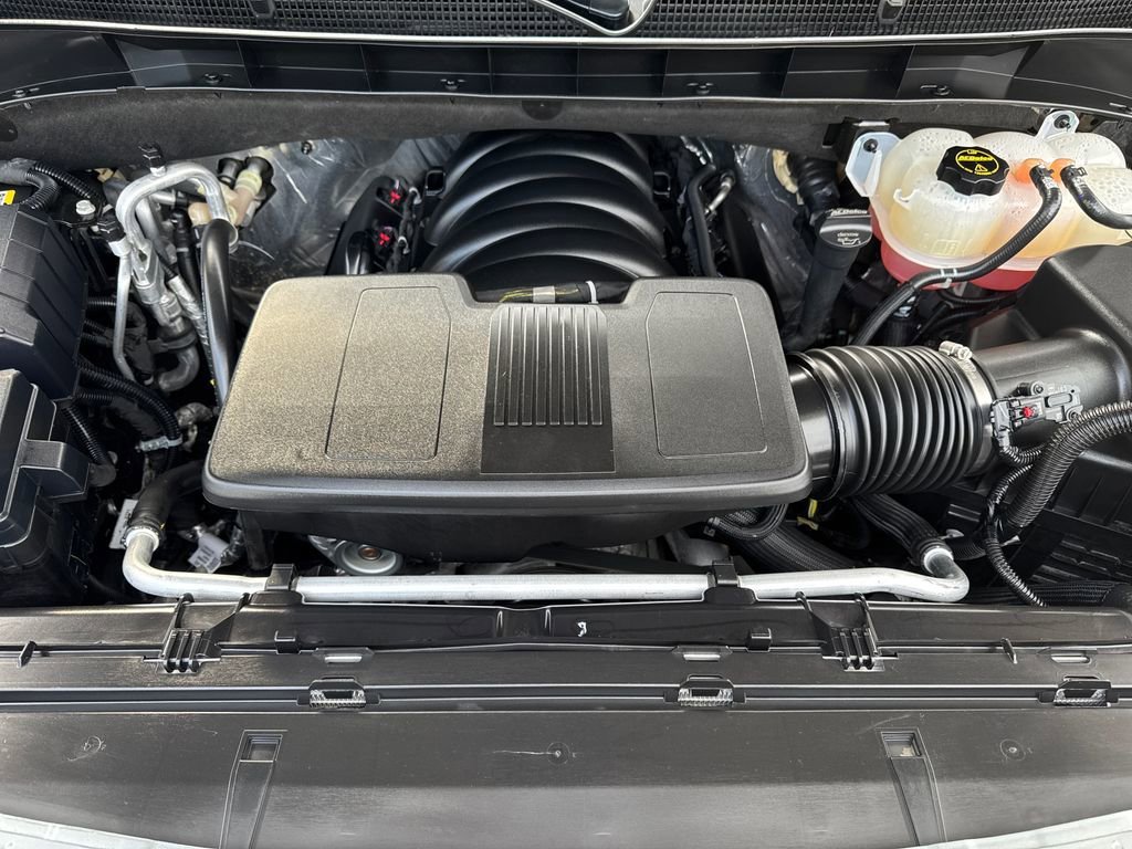 2025 GMC Yukon Denali - Photo 50