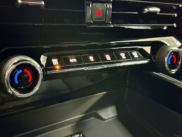 2026 Chevrolet Suburban LT - Photo 17