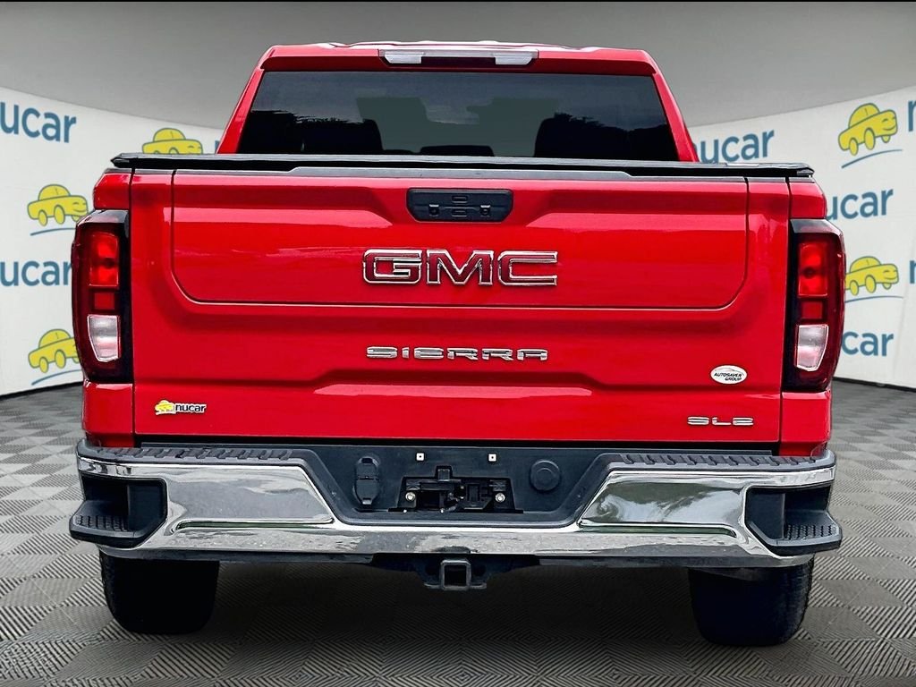 Used 2022 Cardinal Red GMC SLE image 5