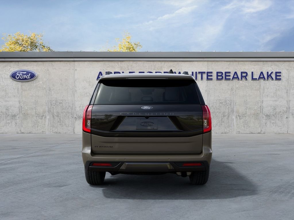 New 2027 Gray Ford Platinum image 7
