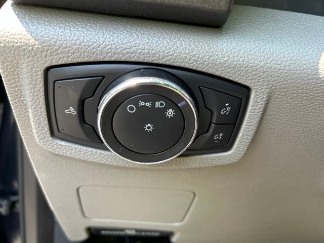 Used 2022 Blue Ford XL image 28