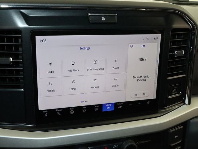 New 2026 Carbonized Gray Metallic Ford F-250® XLT image 25