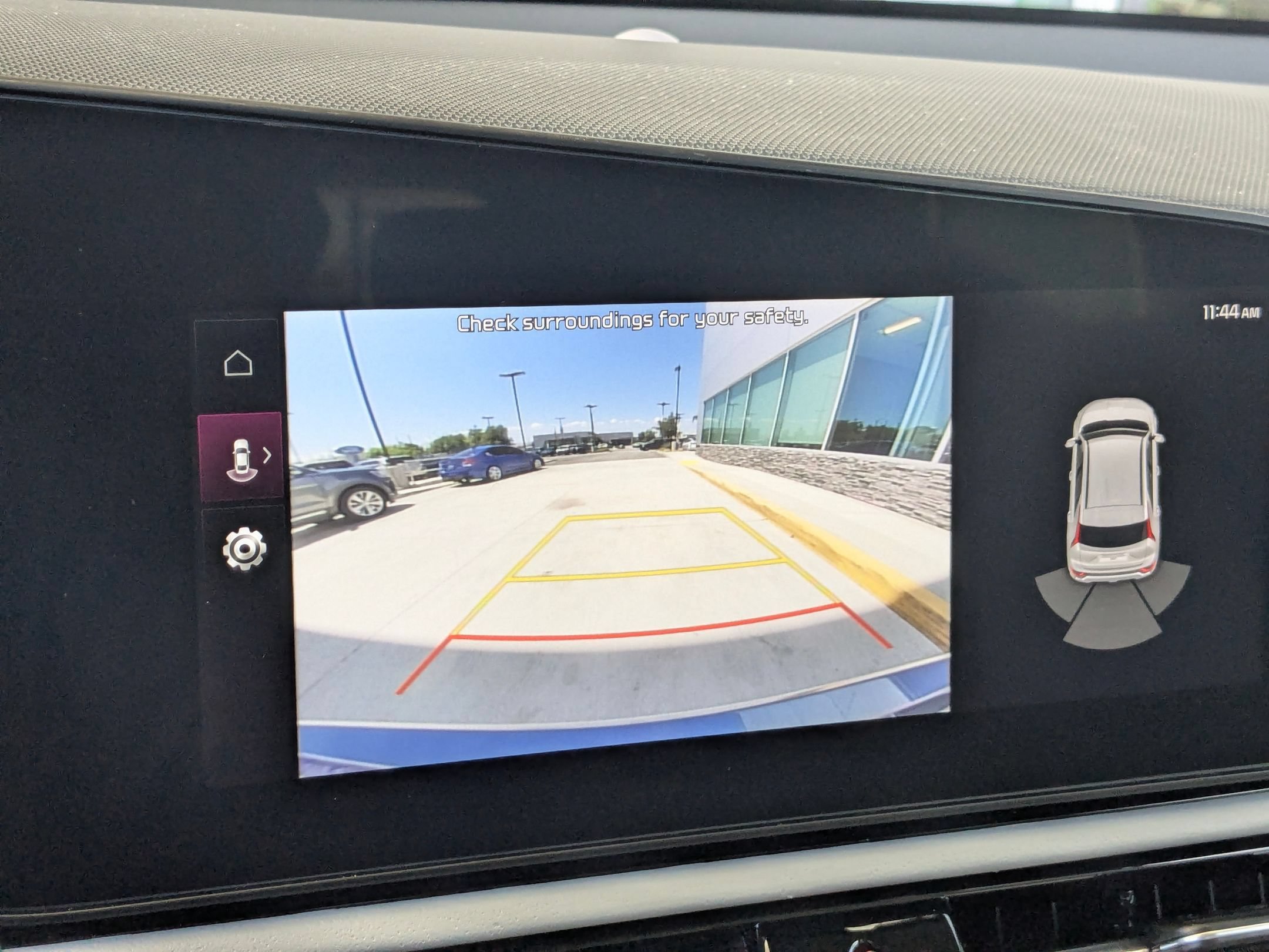 Used 2023 Mineral Blue Kia Wind image 18