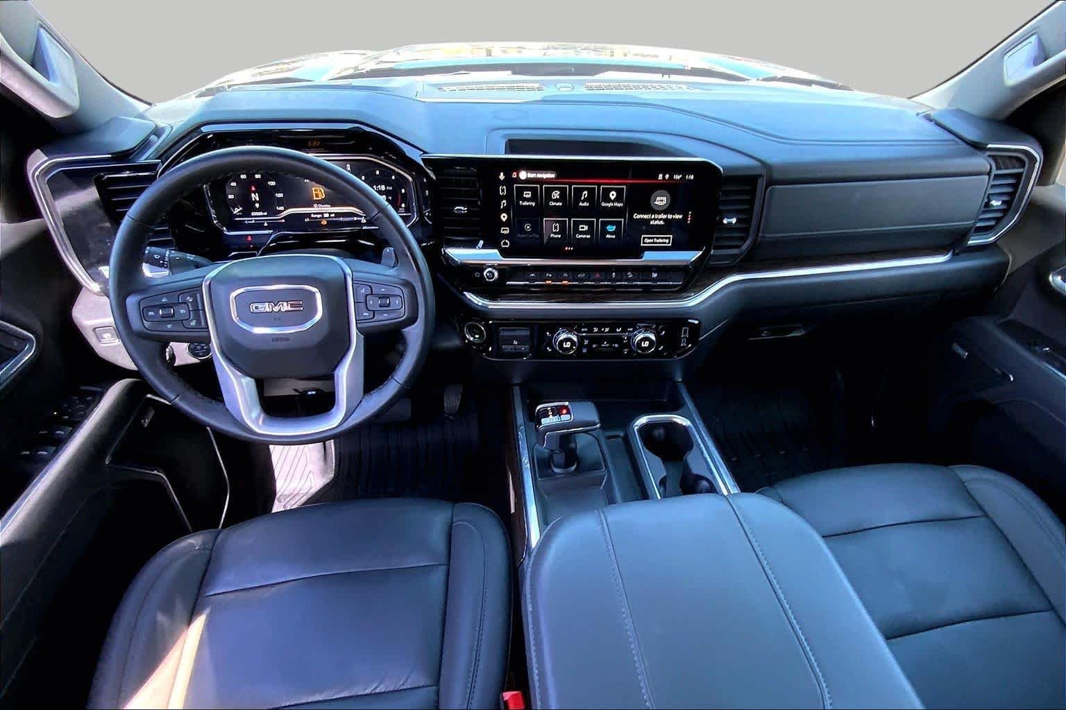 Used 2025 Onyx Black GMC Elevation image 15