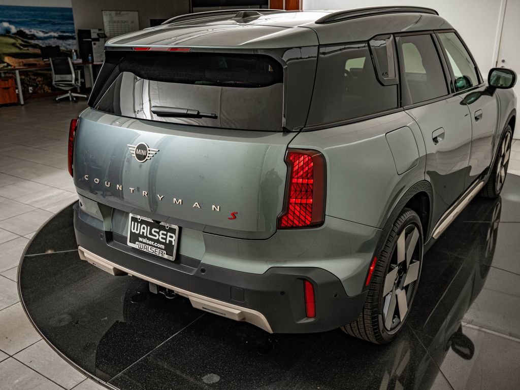 Used 2025 Smokey Green Metallic MINI Iconic image 15