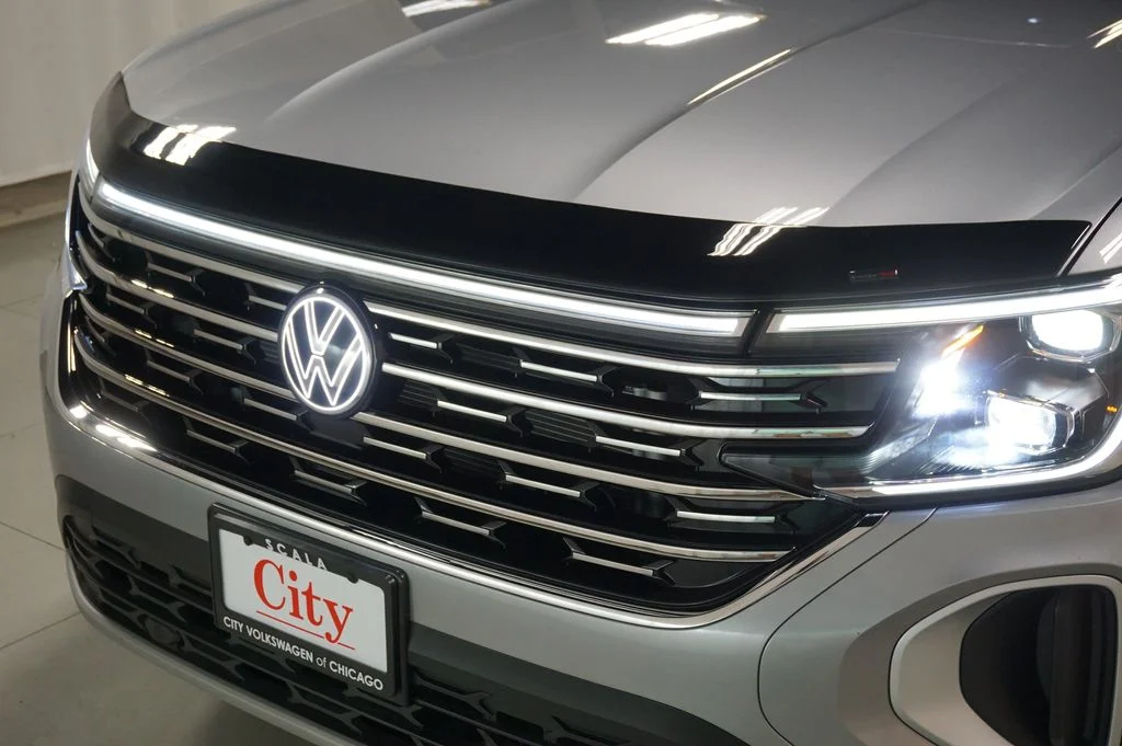 Certified Used 2025 Silver Mist Metallic Volkswagen 2.0T SEL image 53