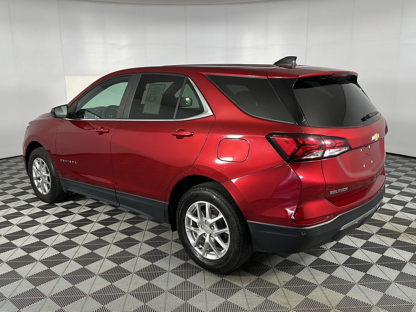 Used 2024 Radiant Red Tintcoat Chevrolet LT image 21