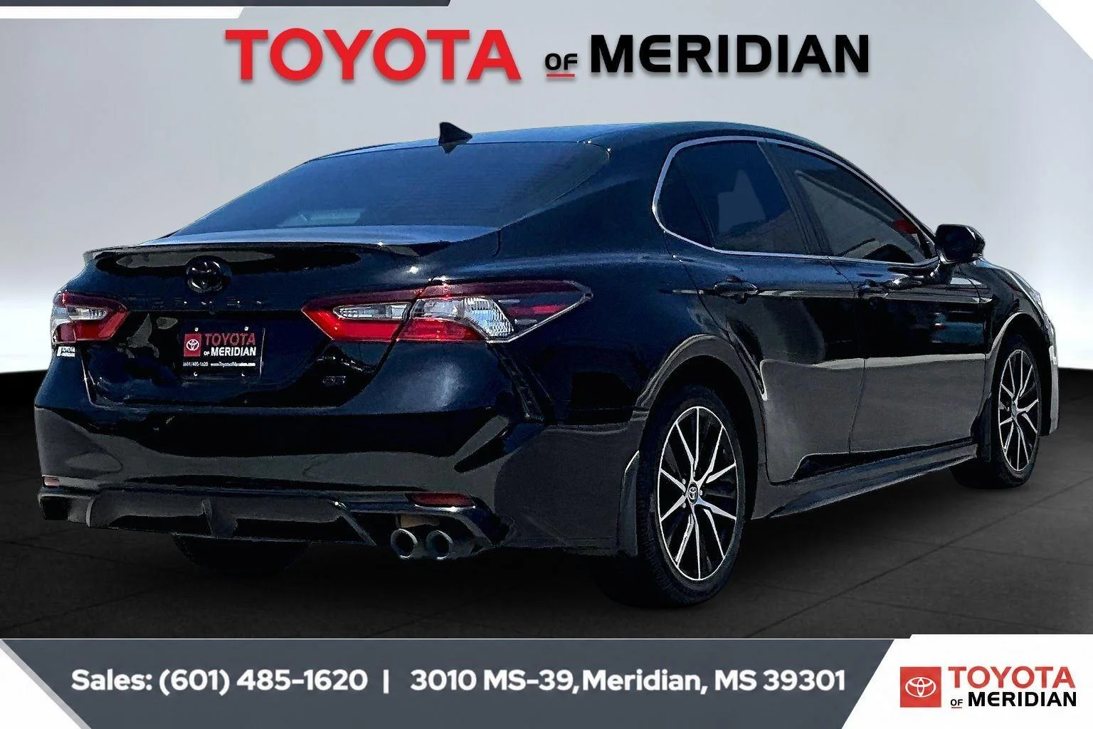 Used 2024 Midnight Black Metallic Toyota SE image 11