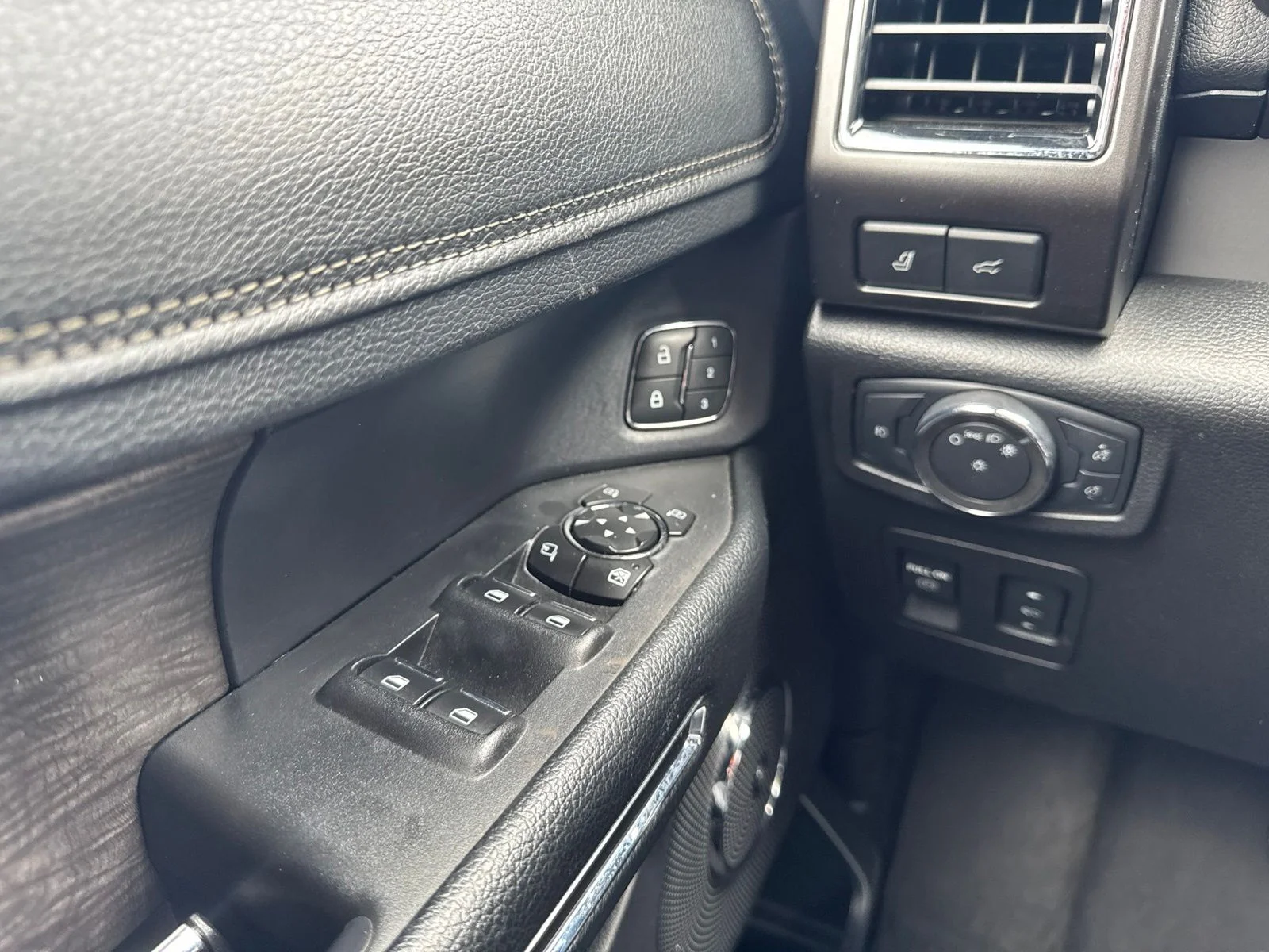 Used 2021 Silver Ford Limited image 23