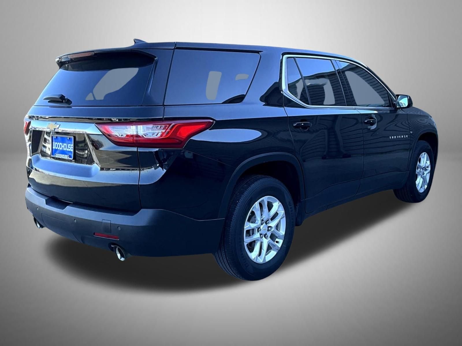Used 2019 Black Chevrolet LS image 5