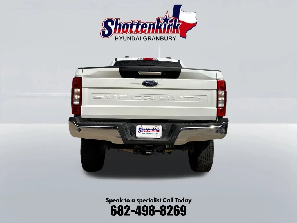 Used 2021  Ford Lariat image 8