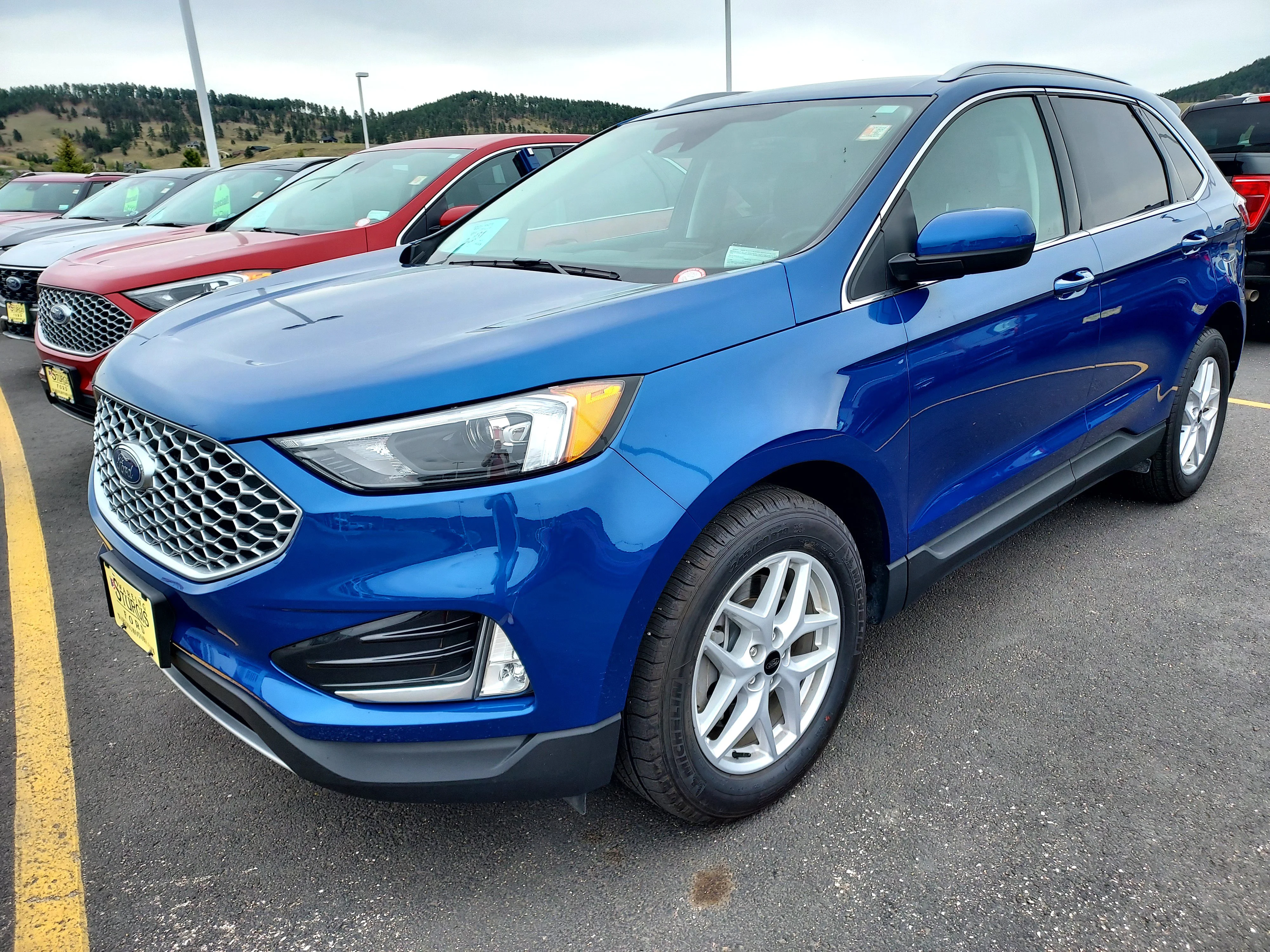 Used 2024 Blue Ford SEL image 4