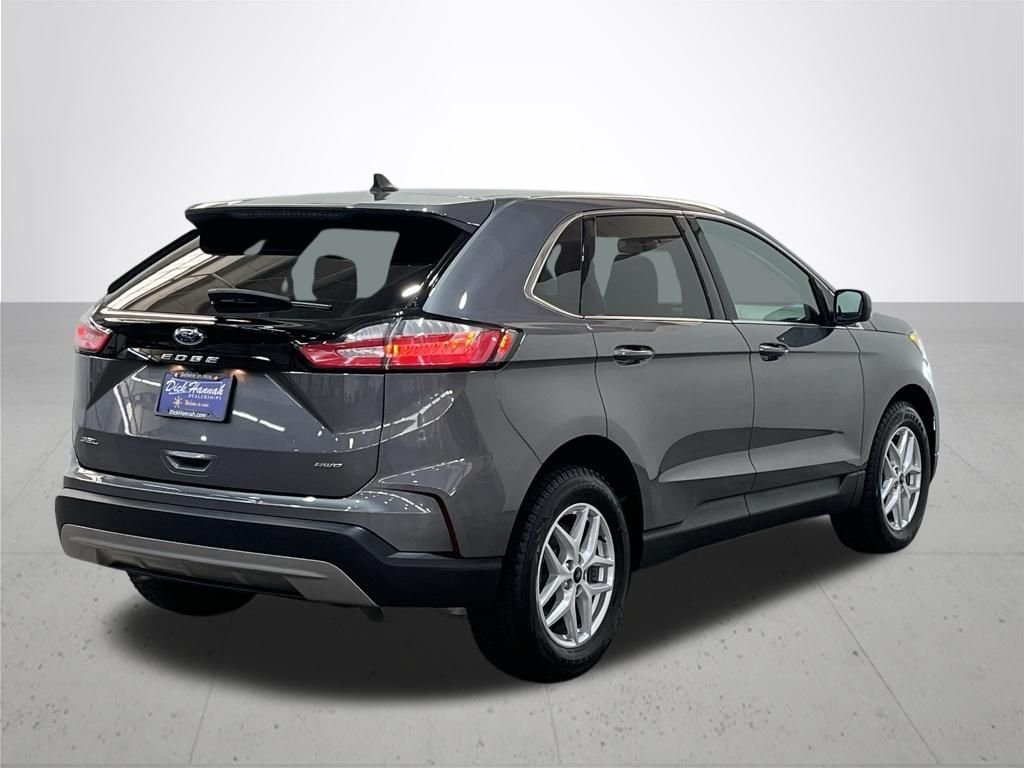 Used 2024 Gray Ford SEL image 10