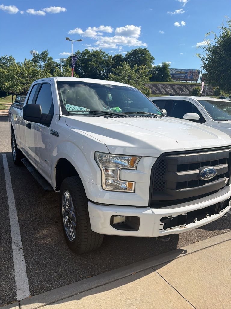 2015 Ford F-150 XL 4x4 SuperCab 163-in's photo