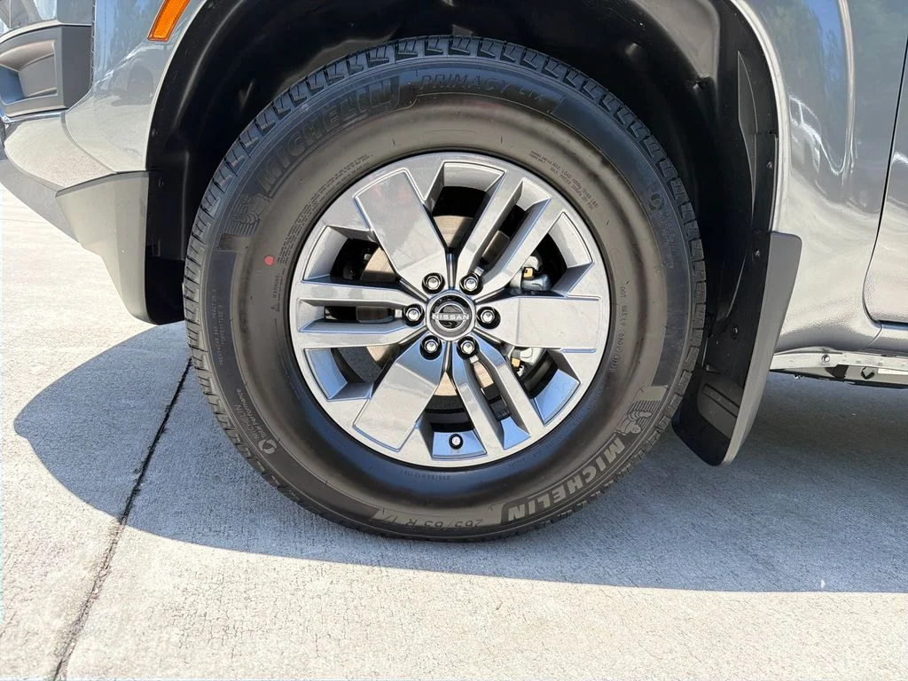 New 2026 Gun Metallic Nissan Crew Cab SV image 10