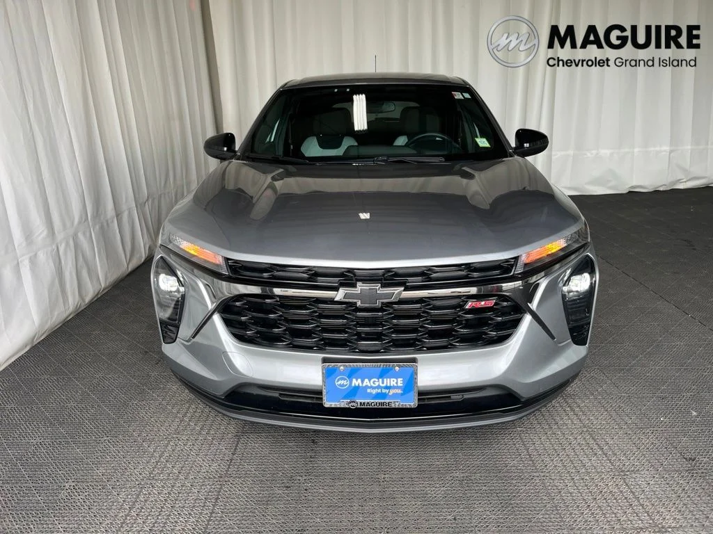 Used 2025 Gray Chevrolet 1RS image 29