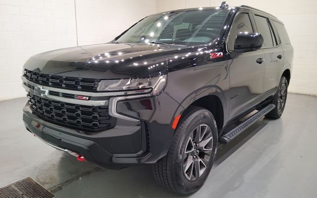 Used 2022 Black Chevrolet Z71 image 2