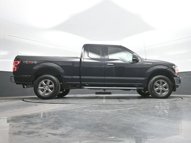 Used 2020 Black Ford XLT image 24
