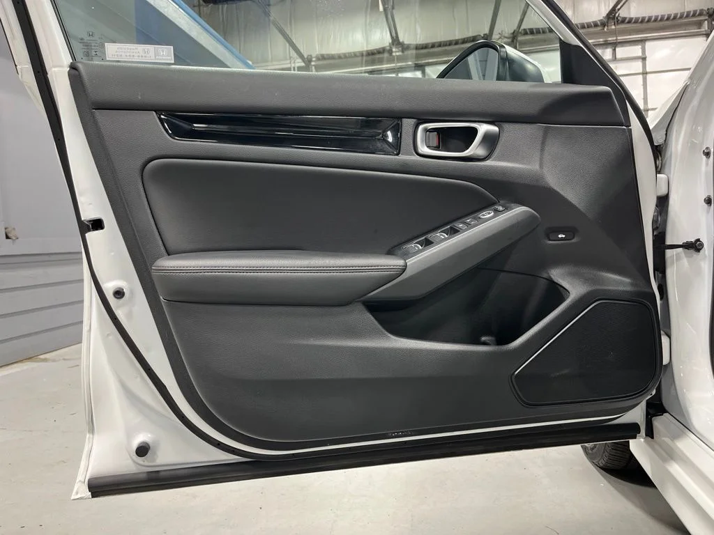 2022 Honda Civic Touring - Photo 10