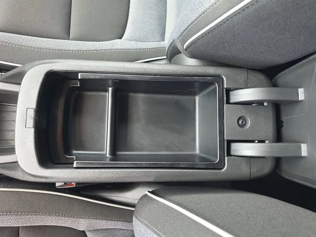 Used 2022 SUMMIT WHITE Chevrolet LT image 30
