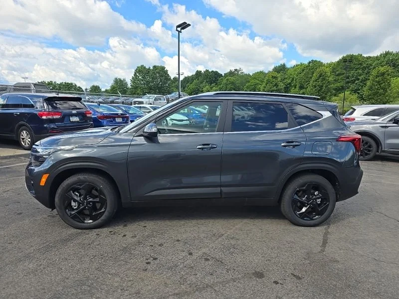 Used 2026 Gray Kia EX image 4
