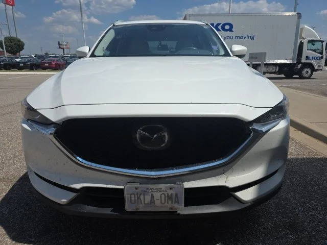 Used 2018 White Mazda Touring image 2