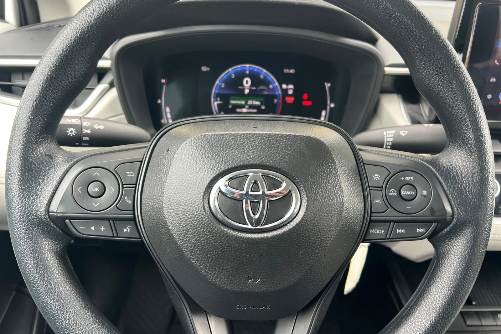 Certified Used 2026 Wind Chill Pearl Toyota L image 23