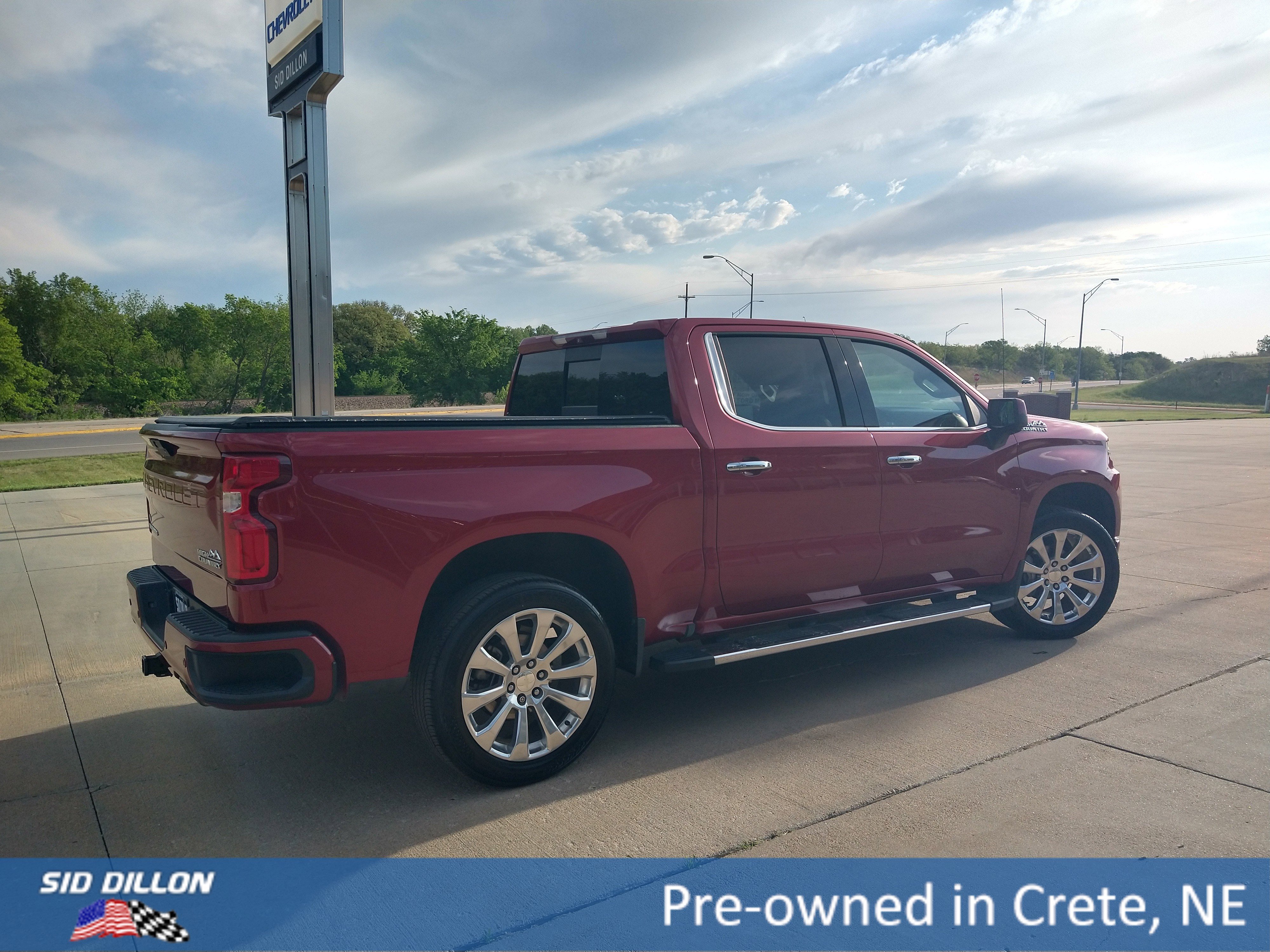 Used 2019 Cajun Red Tintcoat Chevrolet High Country image 14