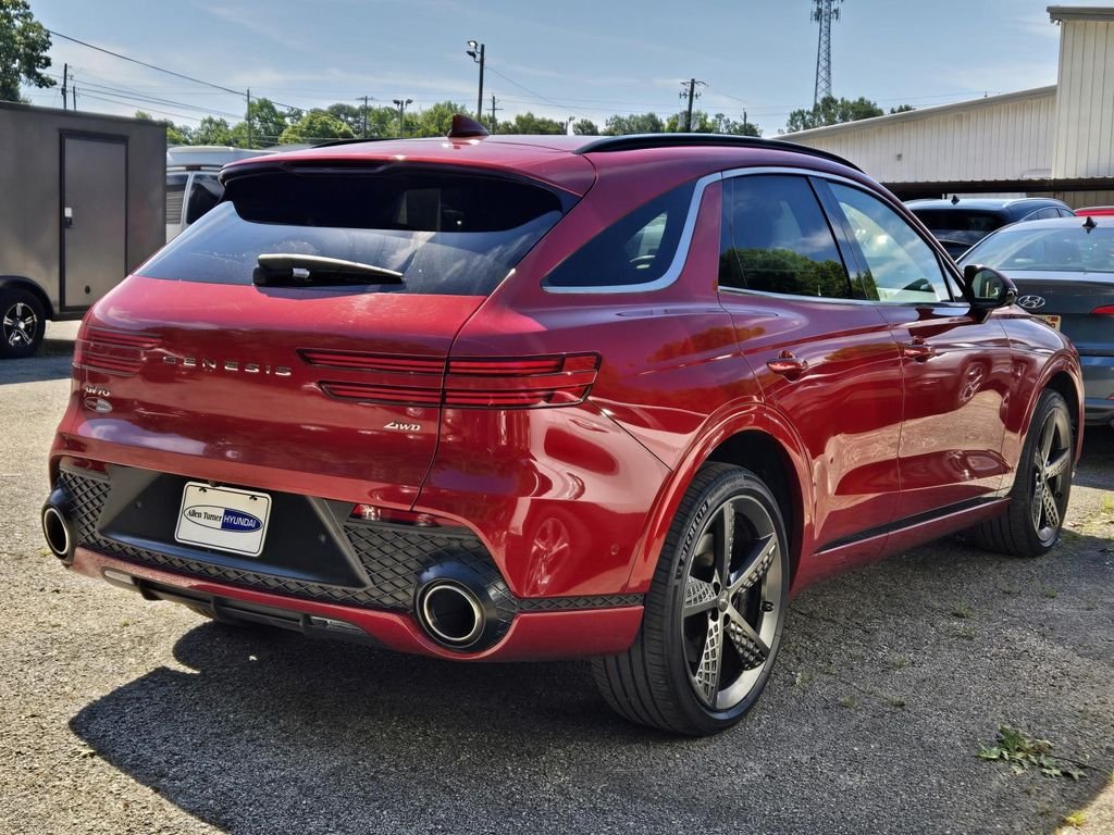 Used 2023 Red Genesis 2.5T image 3