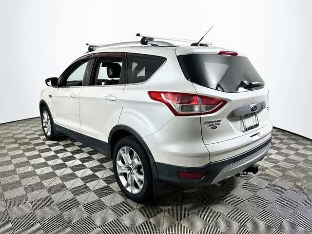 Pre-Owned 2016 Ford Escape Titanium