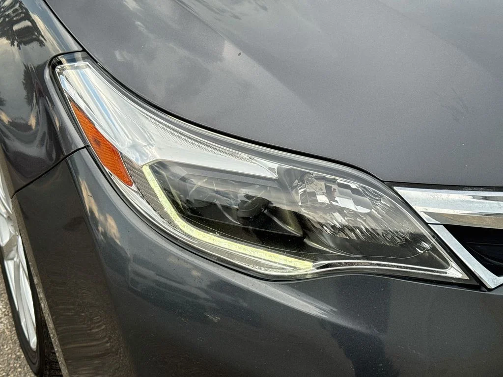 Used 2013 Gray Toyota XLE image 39
