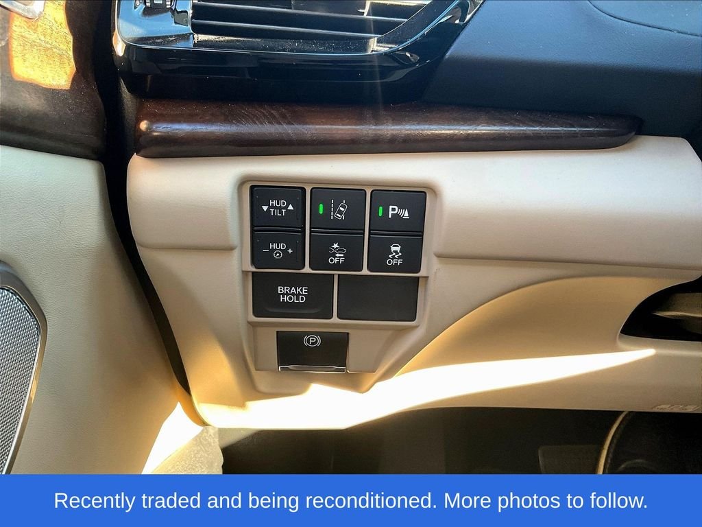 Used 2019 White Acura Advance Package image 17