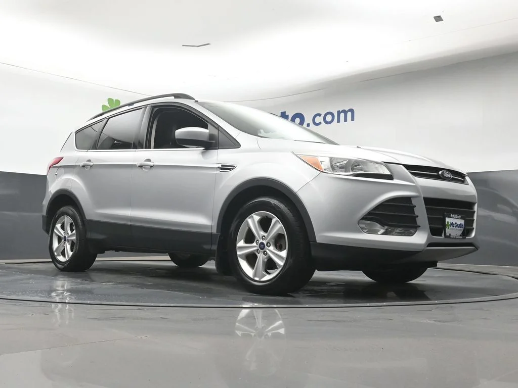 Used 2015 Silver Ford SE image 22