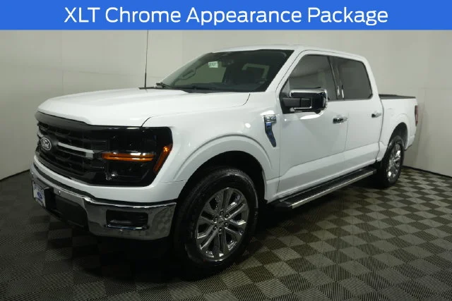 New 2026 Oxford White Ford XLT image 7