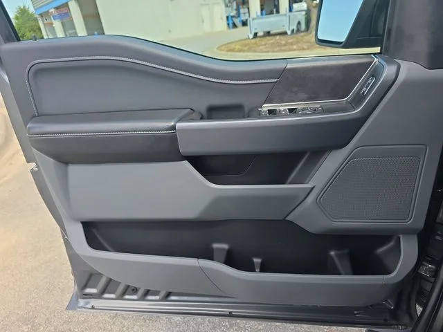 Used 2025 Gray Ford XLT image 26