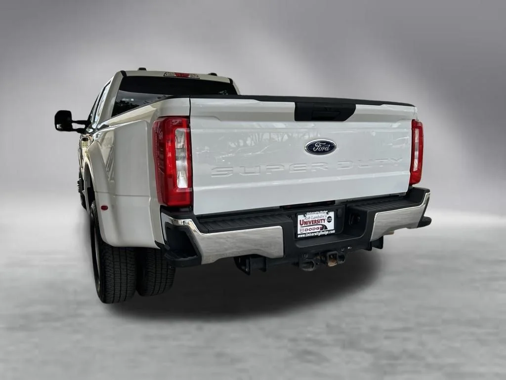 Used 2025 White Ford XLT image 4