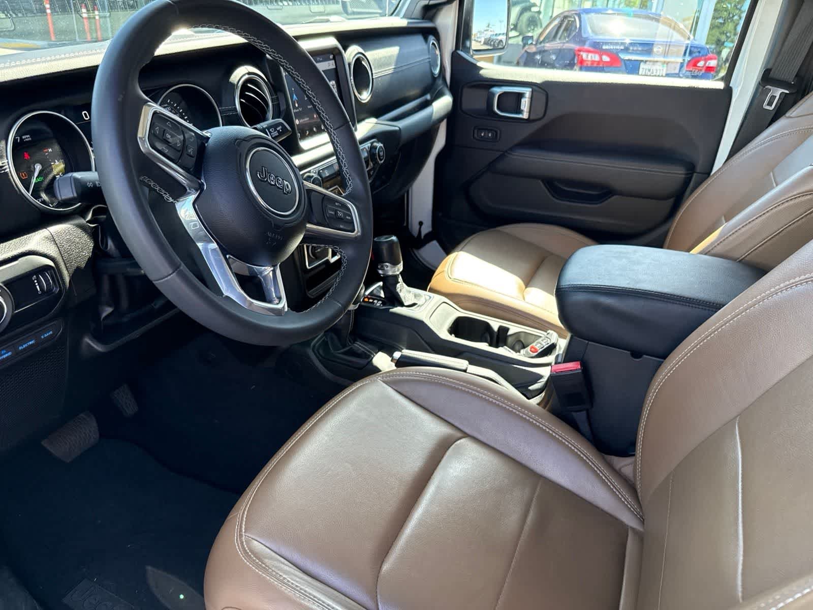 Used 2023 Bright White Clearcoat Jeep Sahara image 21