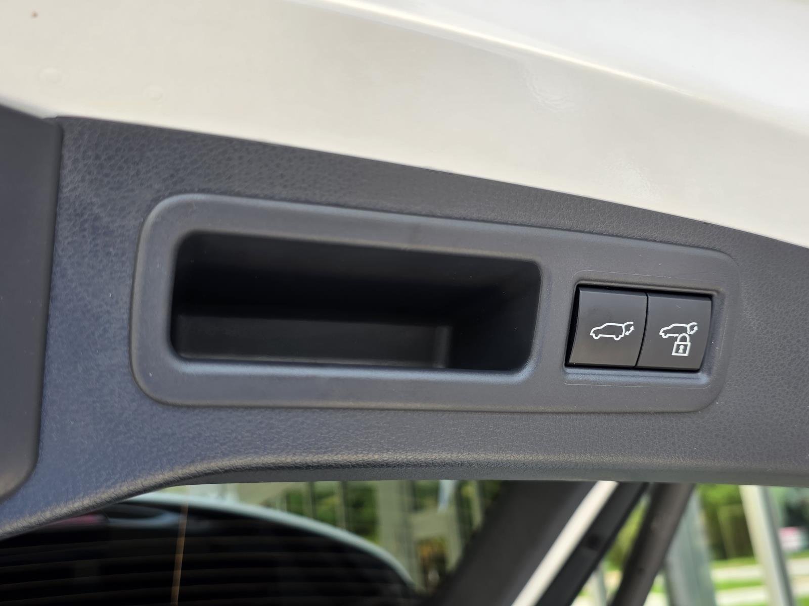 Used 2023 White Pearl Lexus 350 image 12
