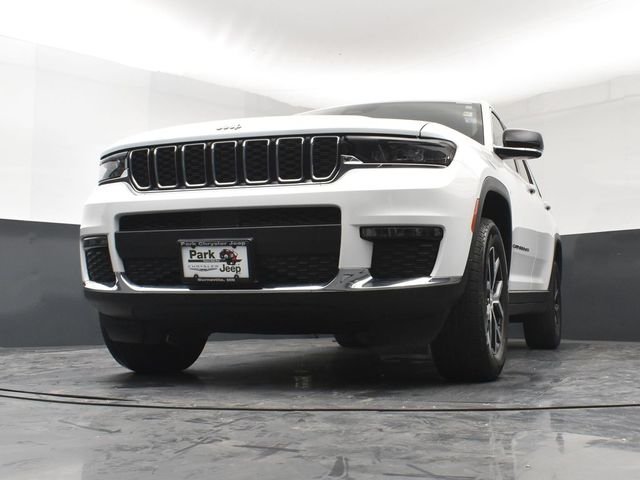 Used 2023 White/off-white Jeep Limited image 20