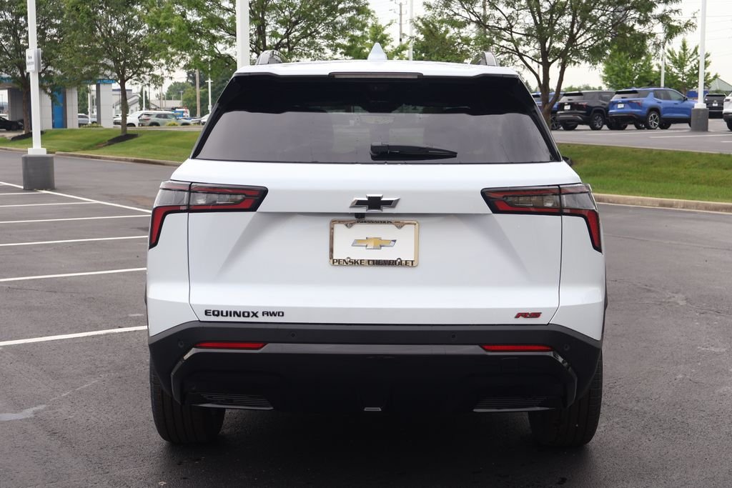 New 2026 Polar White Tricoat Chevrolet RS image 6