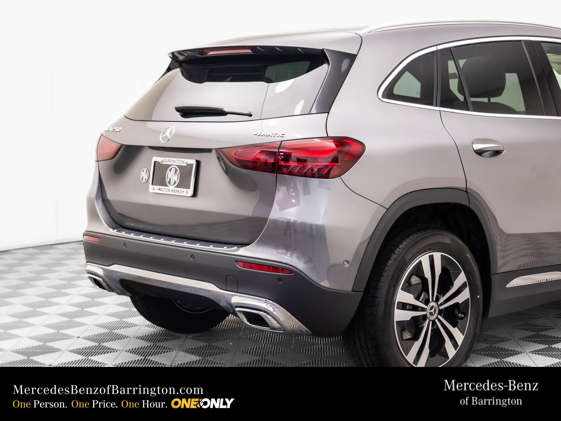 New 2026 Mountain Grey Metallic Mercedes-Benz GLA 250 image 39