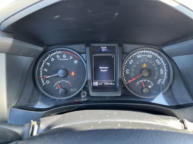 Used 2022 White Toyota SR image 12