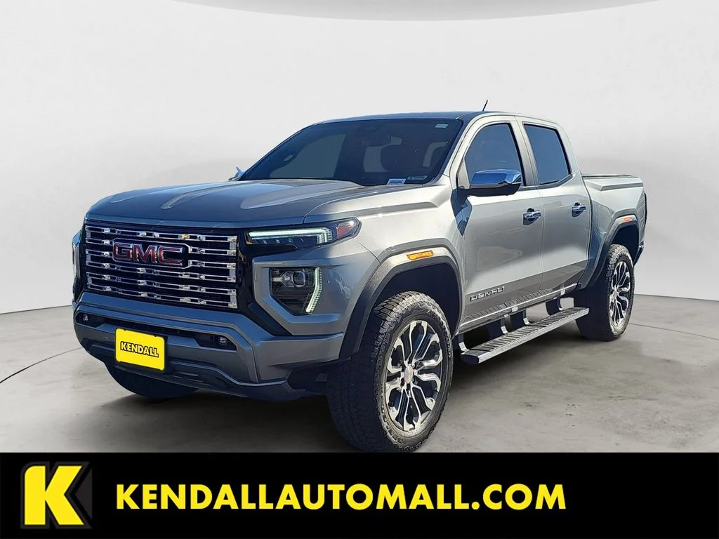 2024 GMC Canyon 4WD Denali Crew Cab Short Box's photo