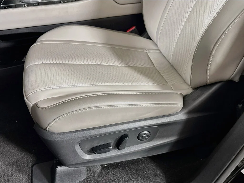 Certified Used 2027 Black INFINITI LUXE image 26