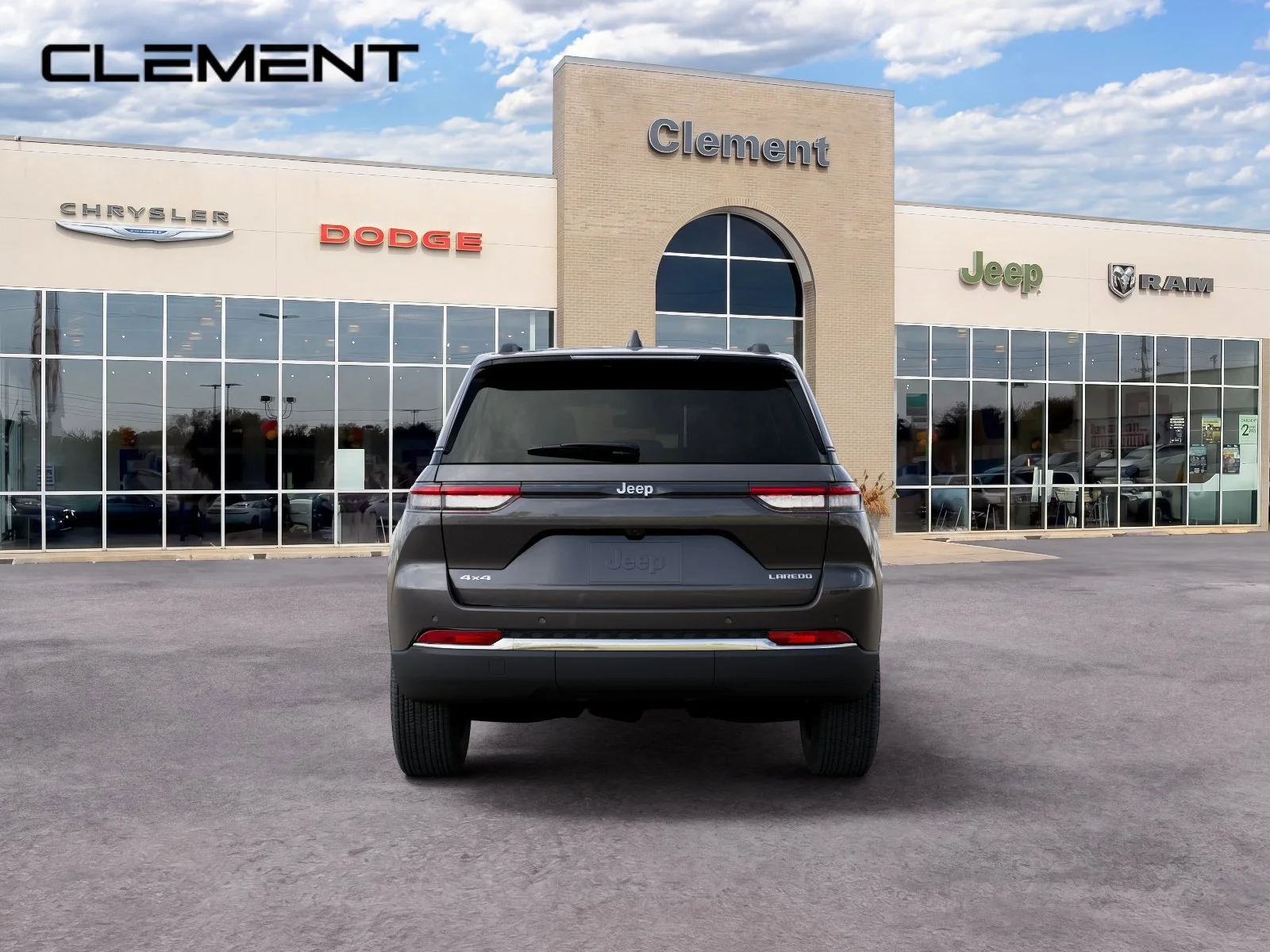New 2026 Baltic Gray Metallic Clear-Coat Exterior Paint Jeep Laredo X image 8