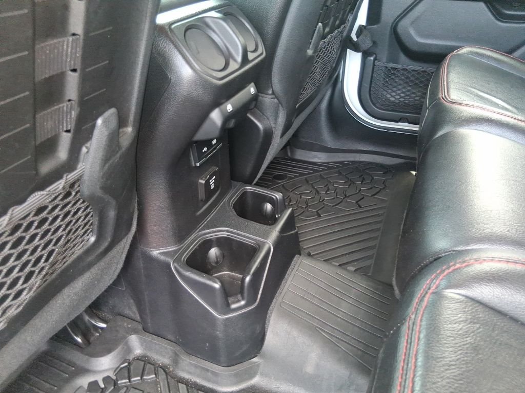 Used 2020 White Jeep Rubicon image 13