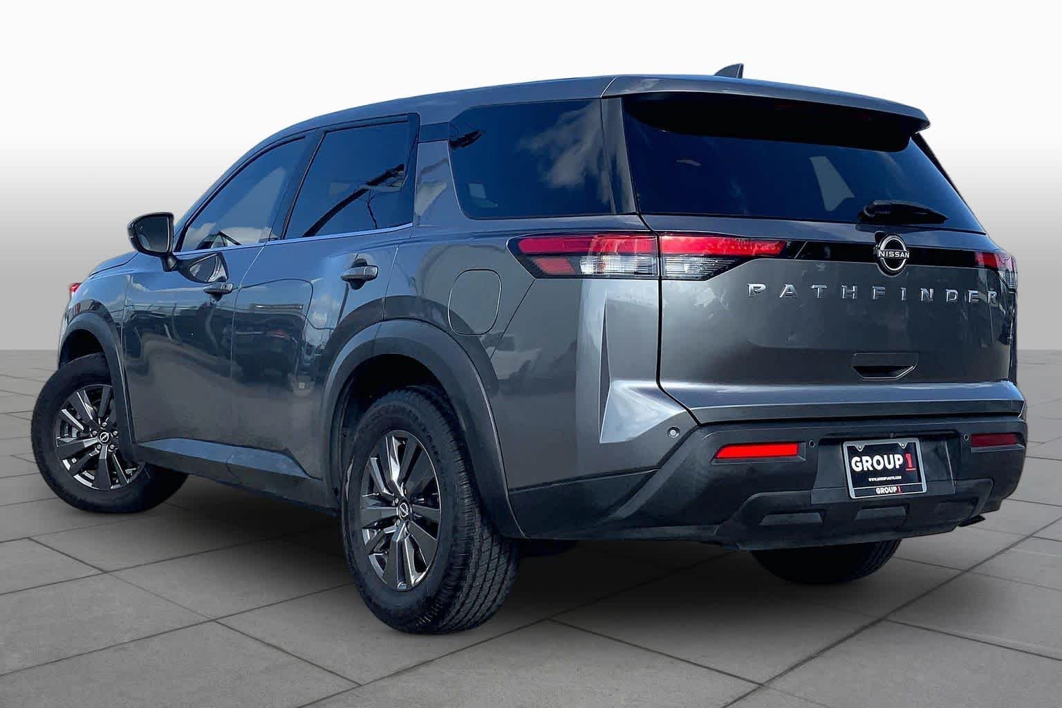 Used 2022 Gun Metallic Nissan S image 12