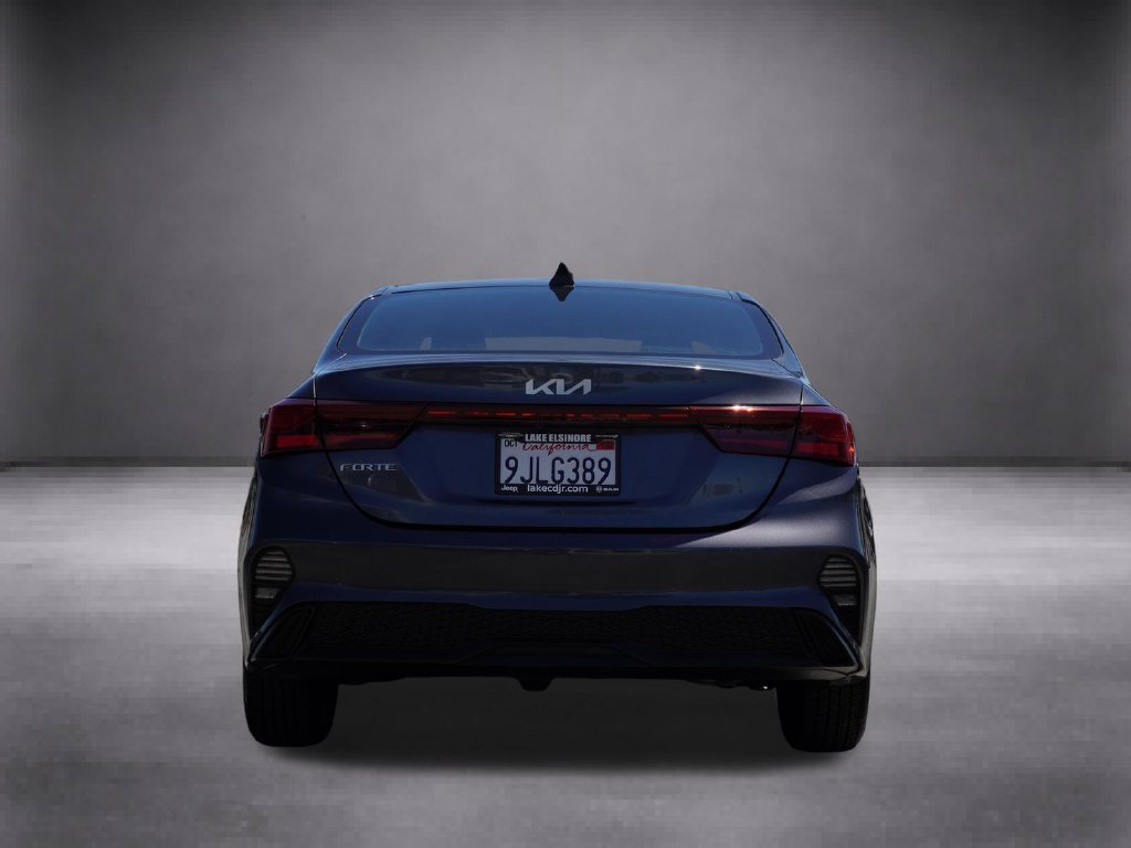 Used 2024 Gray Kia LXS image 5