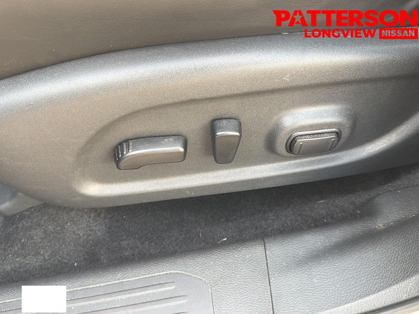 Used 2023 Gun Metallic Nissan Platinum image 19