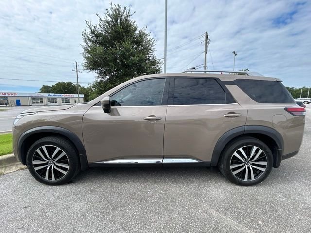 Used 2023 Beige Nissan Platinum image 8